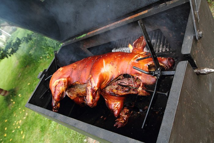 How to cook a whole pig luau style