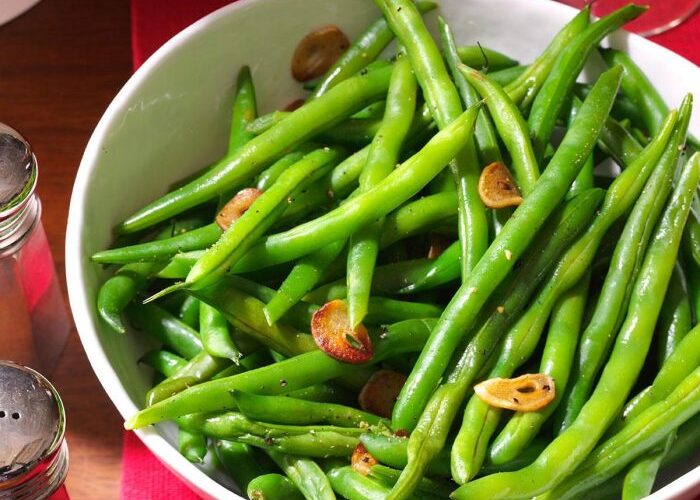 How to Cook Fresh Green Beans Country Style