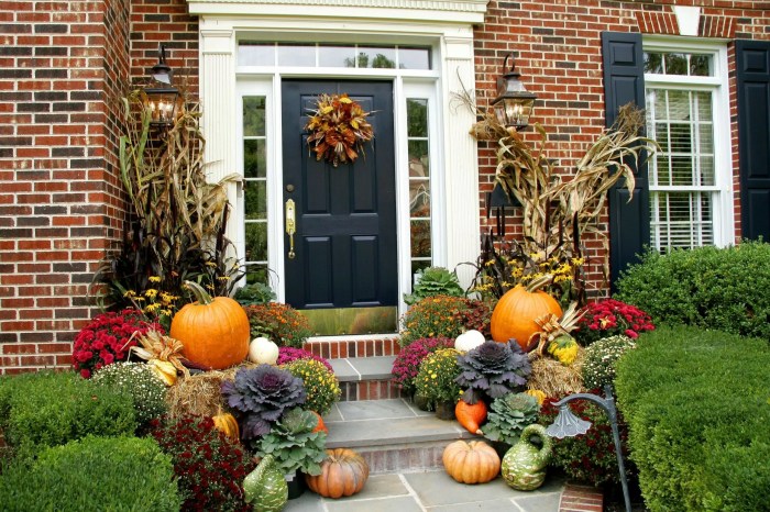 When start decorating for fall